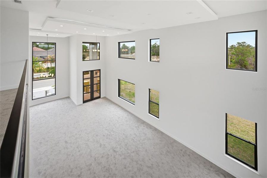 Spacious, unfurnished interior of a new home in , Davenport (Image 19).
