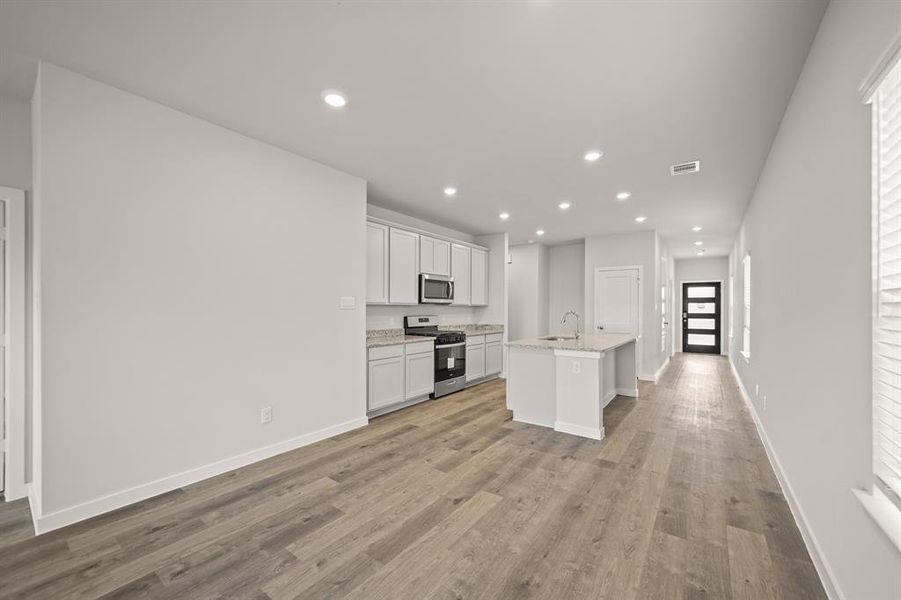 Furnished interior in a model home at Pecan Lakes Estates in Navasota (Image 12). Furnished interior in a model home at Pecan Lakes Estates in Navasota (Image 12).