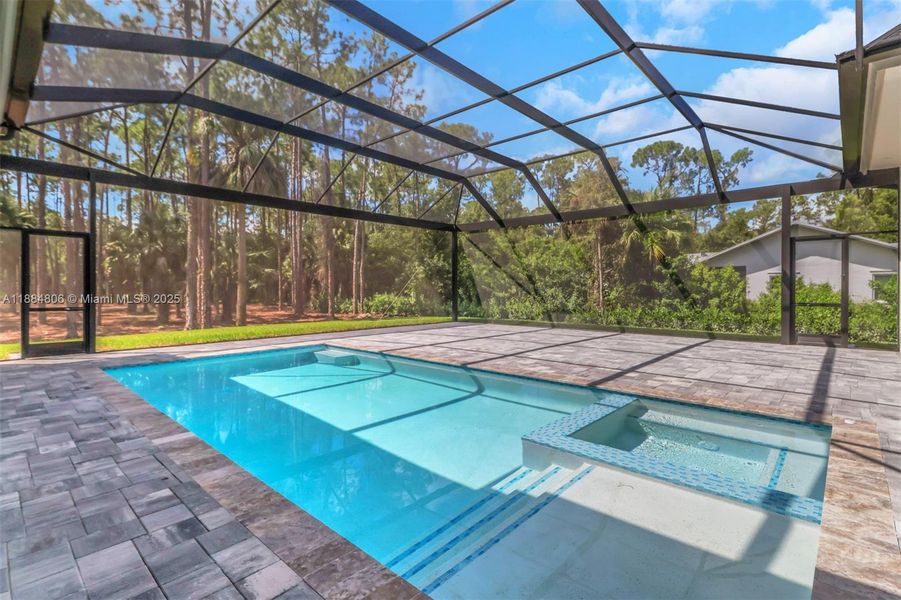 Exterior details and patio area of a home in , Naples (Image 19).