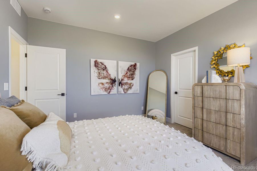 INTERIOR PHOTOS ARE WILLOW MODEL HOME.