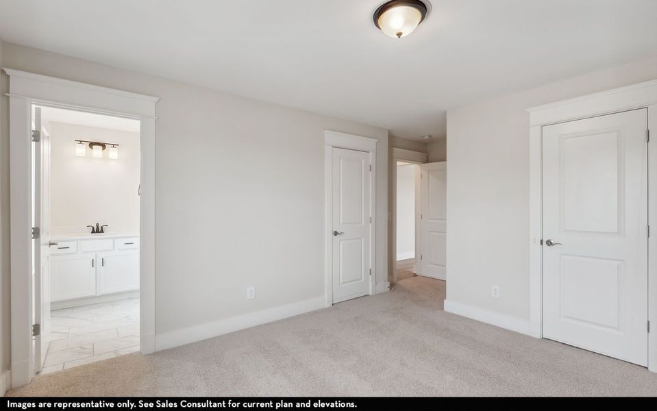 Spacious, unfurnished interior of a new home in Aden Woods, Fairview (Image 37).