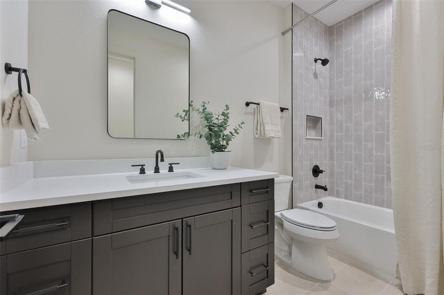 Furnished interior view inside a new home in , Tampa (Image 50).