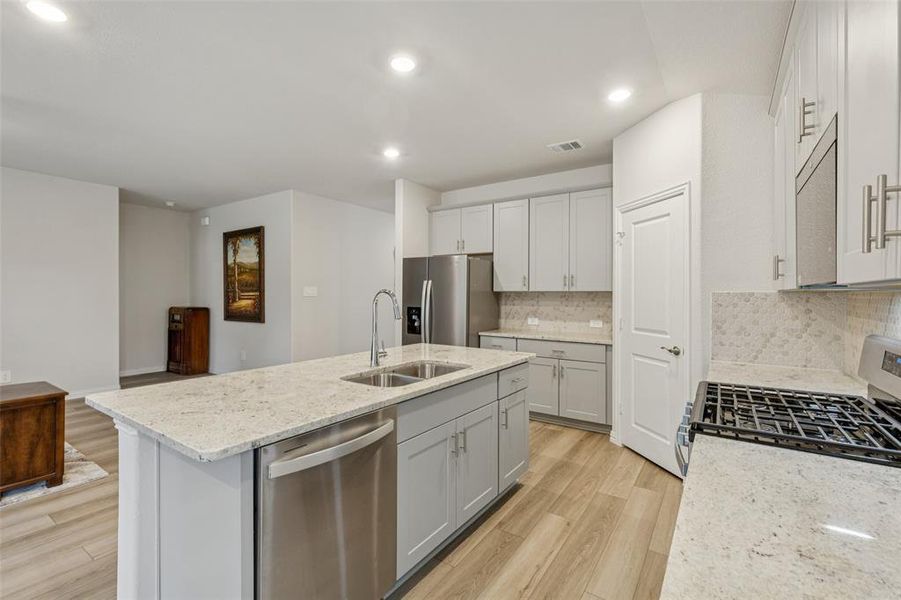Furnished interior view inside a new home in Westmoor, Sherman (Image 18).
