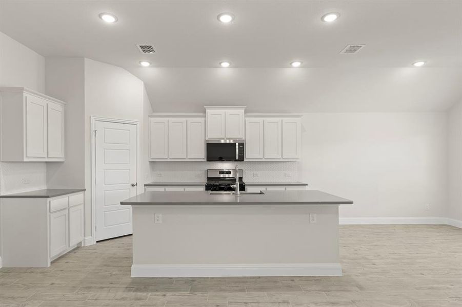 09. 108 Meadow - Kitchen 09. 108 Meadow - Kitchen