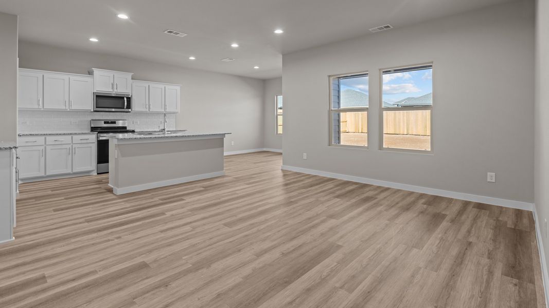 Image 8 representing the NAPLES by D.R. Horton in Homestead at Parks Bell Ranch, Odessa, TX.