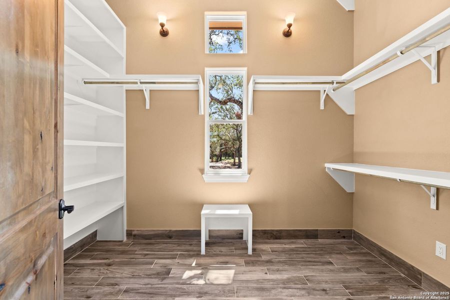 Image 29 of a home in .