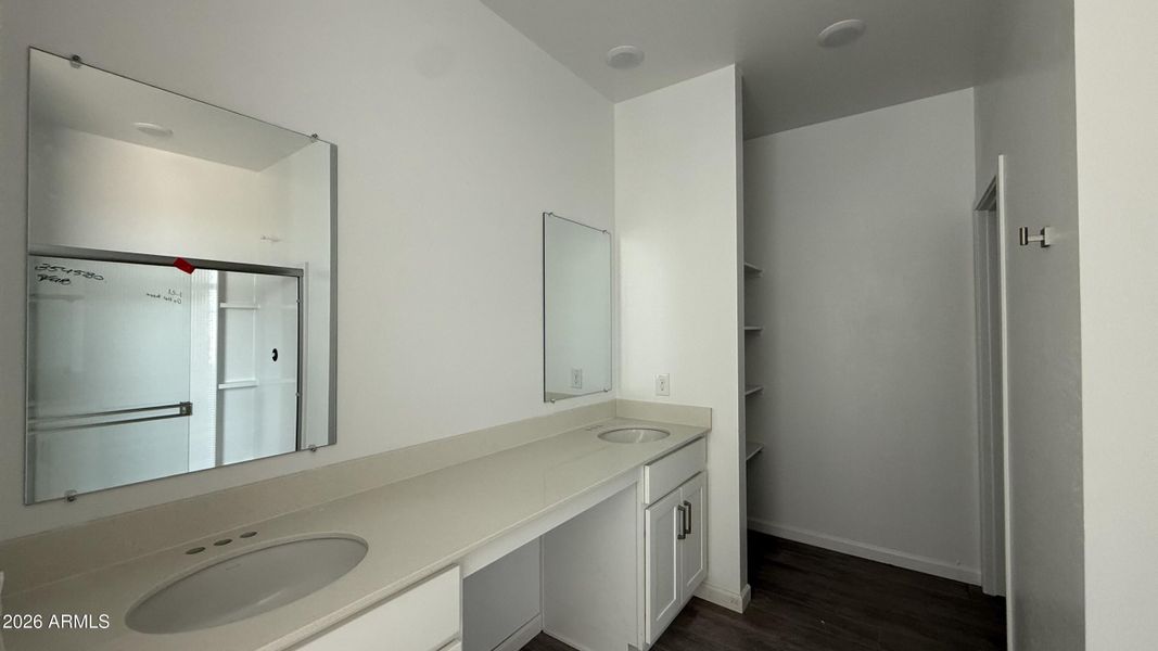 016 - Primary Bathroom