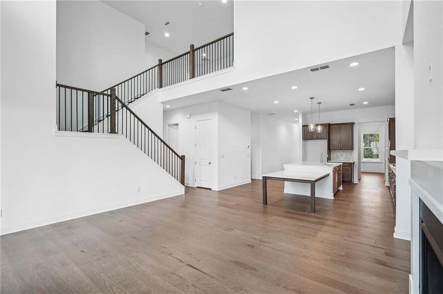 Spacious, unfurnished interior of a new home in East Harbor II at Chestatee, Dawsonville (Image 23).