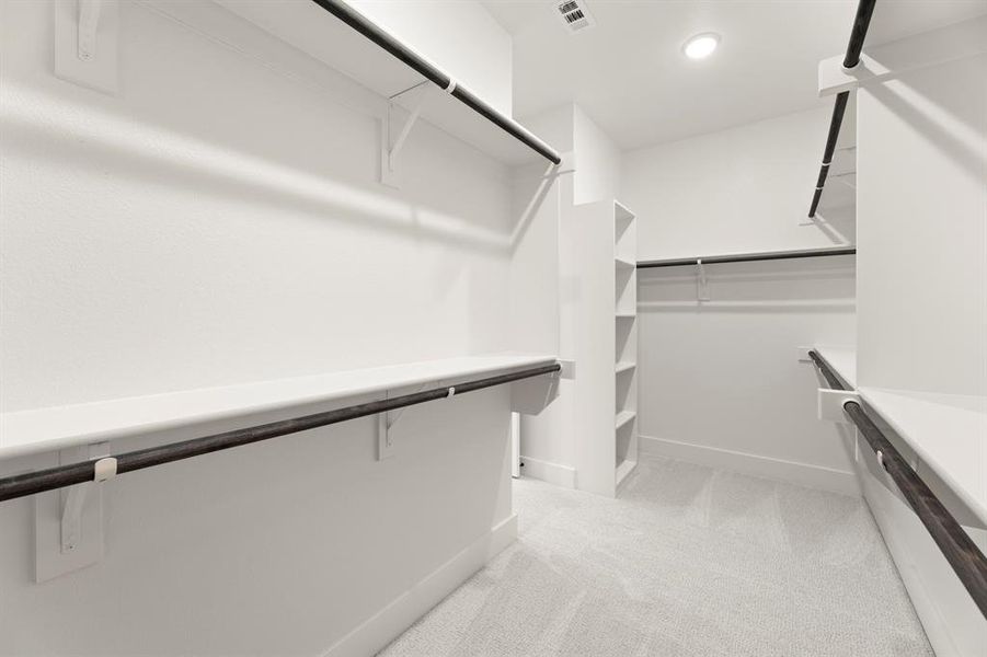10. 8506 Great Stone - Closet 10. 8506 Great Stone - Closet