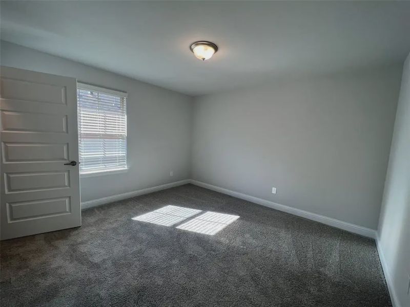 Spacious, unfurnished interior of a new home in Bayou Maison, Dickinson (Image 13). Spacious, unfurnished interior of a new home in Bayou Maison, Dickinson (Image 13).