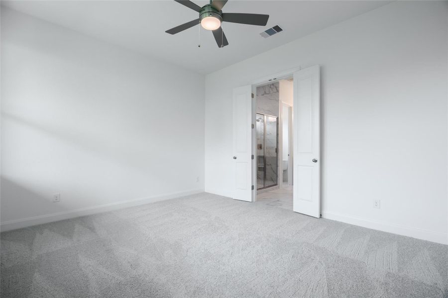 Image 7 of a home in Sunterra. Image 7 of a home in Sunterra.