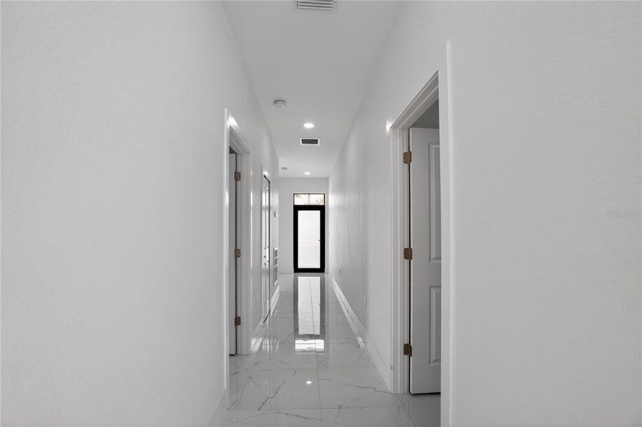 Spacious, unfurnished interior of a new home in , Rotonda West (Image 42).