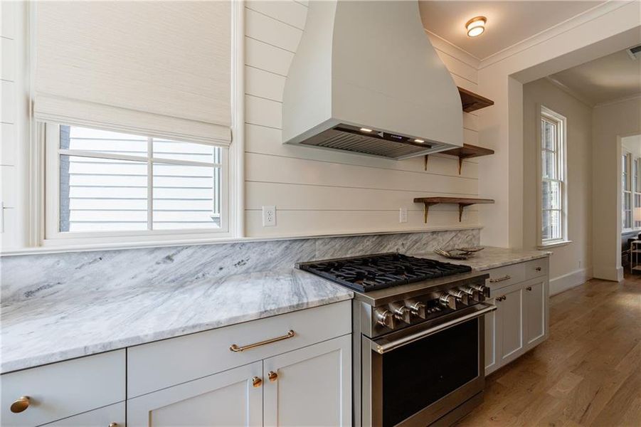 Furnished interior view inside a new home in Delmont, Atlanta (Image 13).