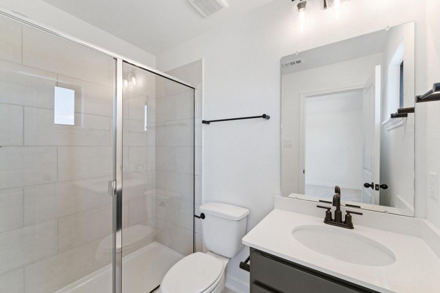 Note: Sample product photo. Actual exterior and interior selections may vary by homesite. Photo may be virtually staged