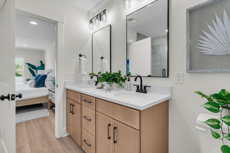 Furnished interior view inside a new home in , Charleston (Image 39).