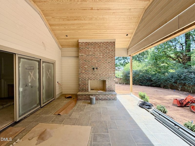 A292DC94-006B-4144-ACFE-137ECF264041_1_1