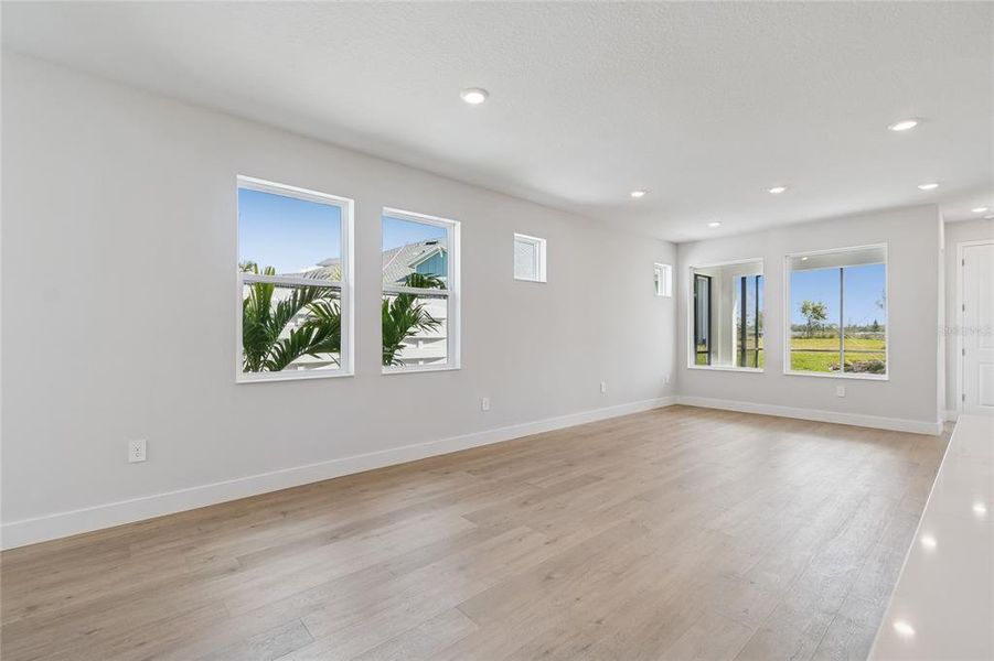 Spacious, unfurnished interior of a new home in Gracewater at Sarasota, Sarasota (Image 16).