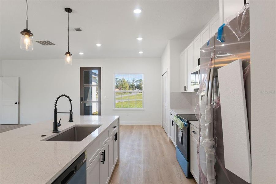 Furnished interior view inside a new home in , Ocala (Image 9).