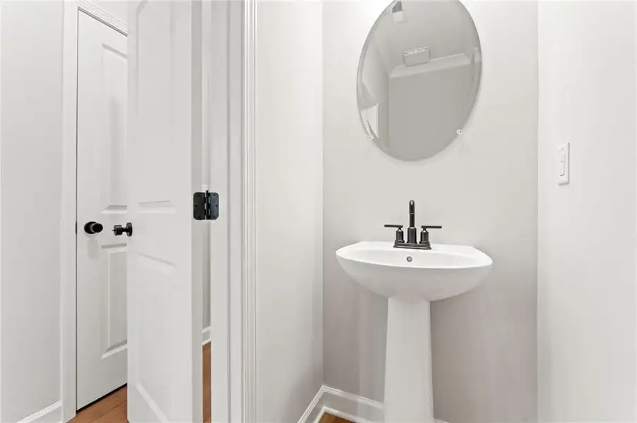 Furnished interior view inside a new home in Cherokee Township, Acworth (Image 10).