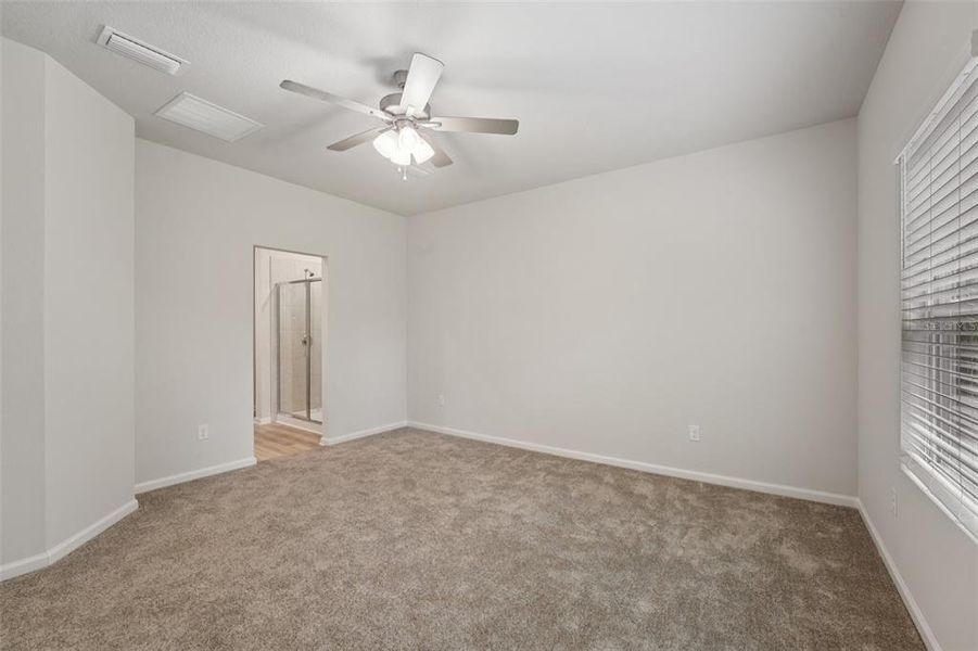 Spacious, unfurnished interior of a new home in , Palm Coast (Image 15).