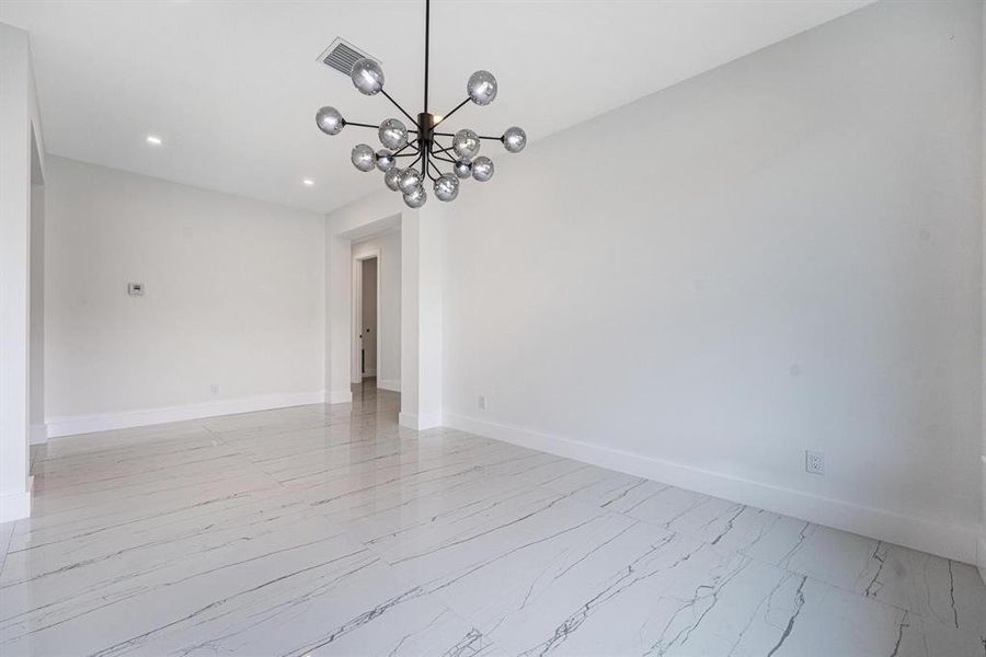Spacious, unfurnished interior of a new home in , Port St. Lucie (Image 17).