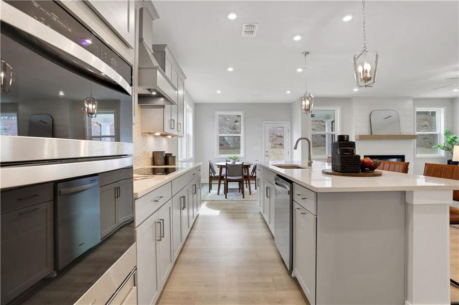 Furnished interior view inside a new home in Hopewell Reserve, Cumming (Image 18).