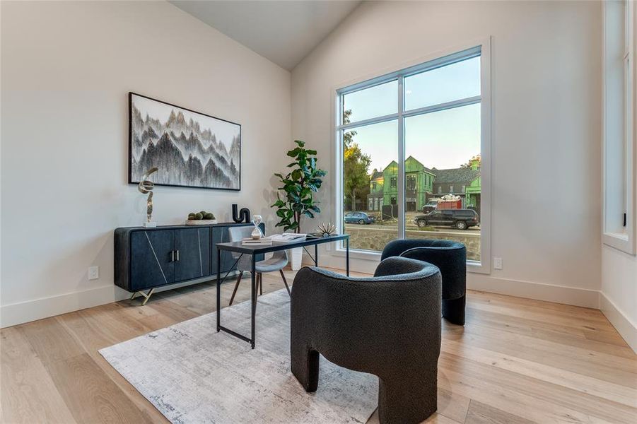 Furnished interior view inside a new home in , Dallas (Image 27). Furnished interior view inside a new home in , Dallas (Image 27).