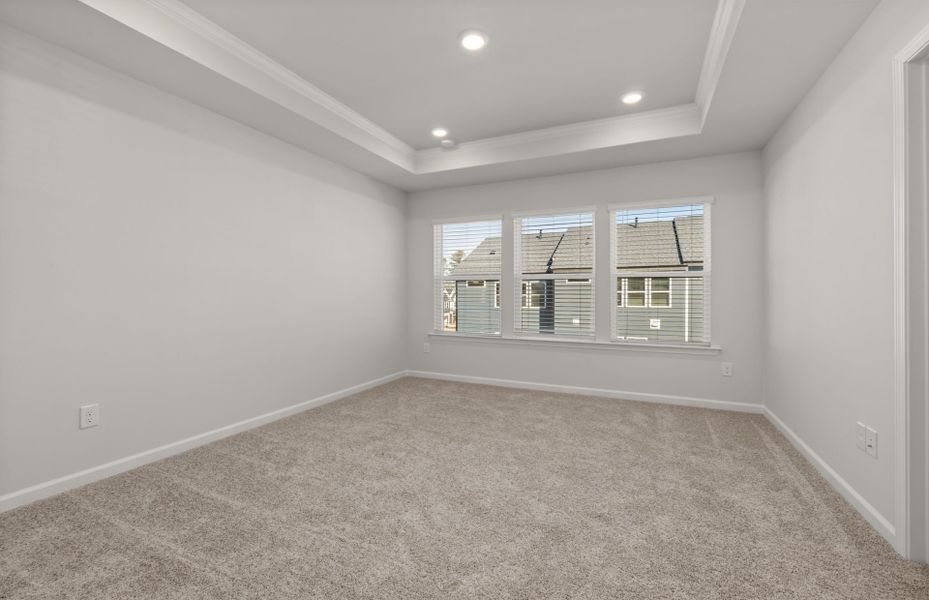 Representative unfurnished interior of a home built from the Broxton by Pulte Homes in Mailman Post, Knightdale (Image 18).