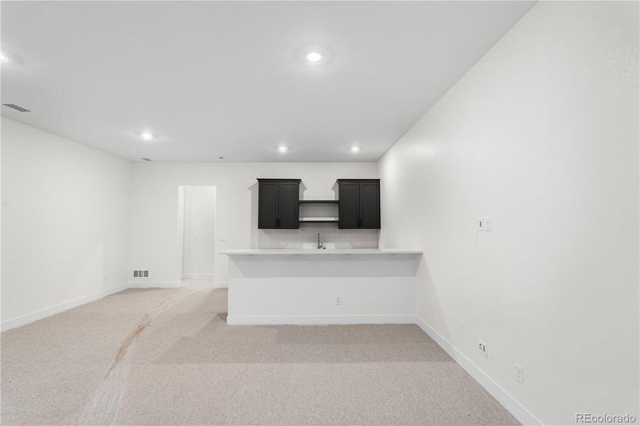 Image 32 of a home in Reflection at Solstice.