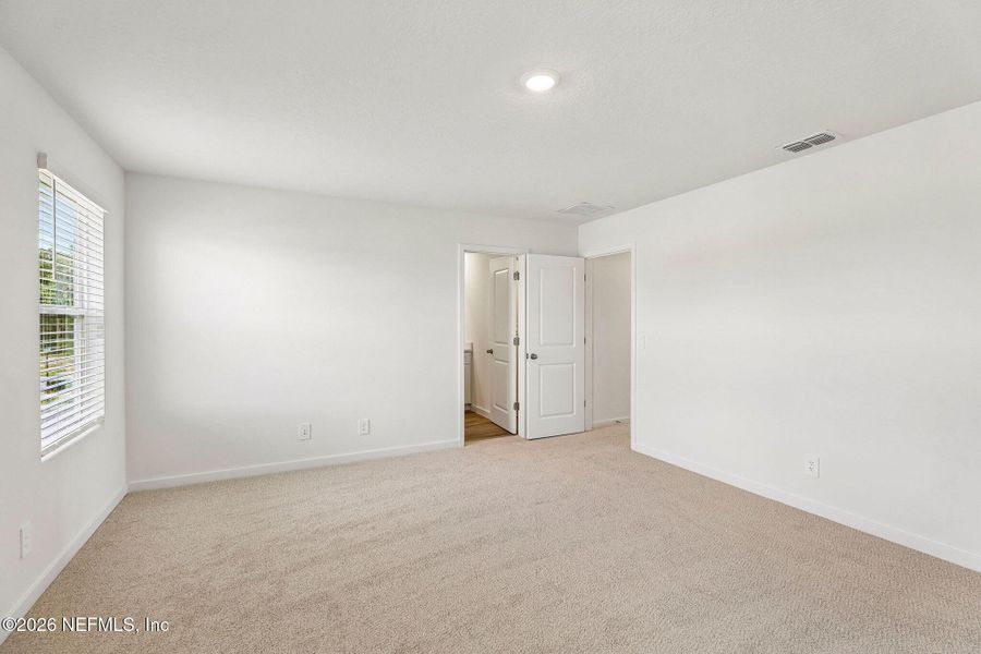 Spacious, unfurnished interior of a new home in Parkside at Shearwater, St. Augustine (Image 29).