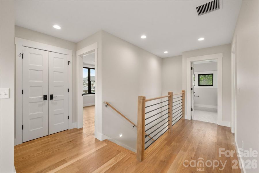 Spacious, unfurnished interior of a new home in , Asheville (Image 34).