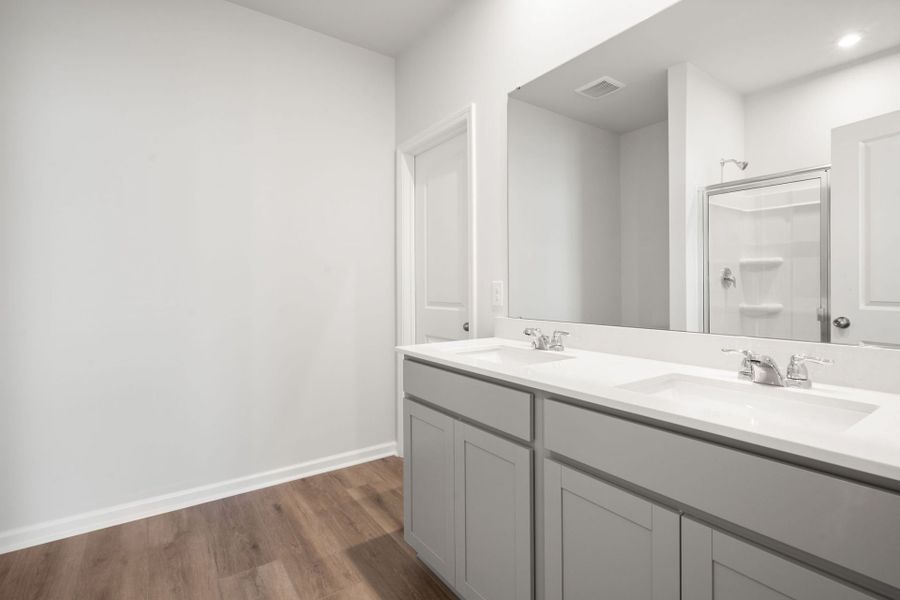 Furnished interior view inside a new home in Heartwood, Richmond Hill (Image 5). Furnished interior view inside a new home in Heartwood, Richmond Hill (Image 5).