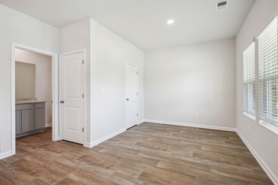 2,290sf New Home in West Point, GA.  - Slide 7