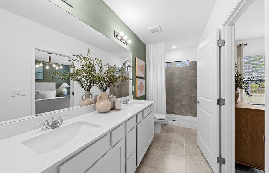 Furnished interior view inside a new home in Caloosa Cove, Labelle (Image 5).