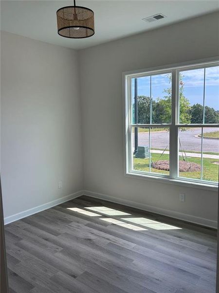 Spacious, unfurnished interior of a new home in , Gainesville (Image 13).