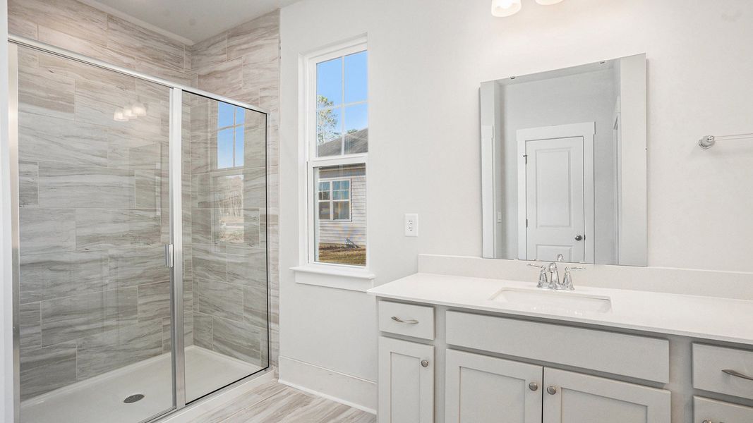 Furnished interior view inside a new home in Shell Pointe, Gilbert (Image 9).
