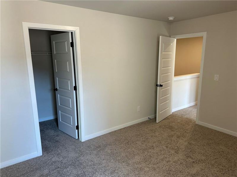 Spacious, unfurnished interior of a new home in Millstone at Mundy Mill, Gainesville (Image 21).