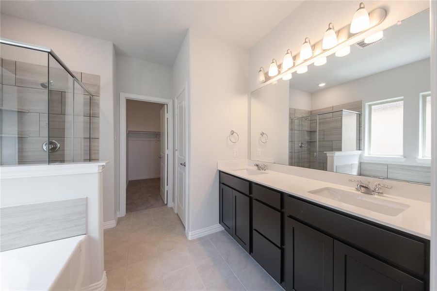 Furnished interior view inside a new home in Lake Pointe: Lake Pointe at Paloma Creek, Little Elm (Image 6).