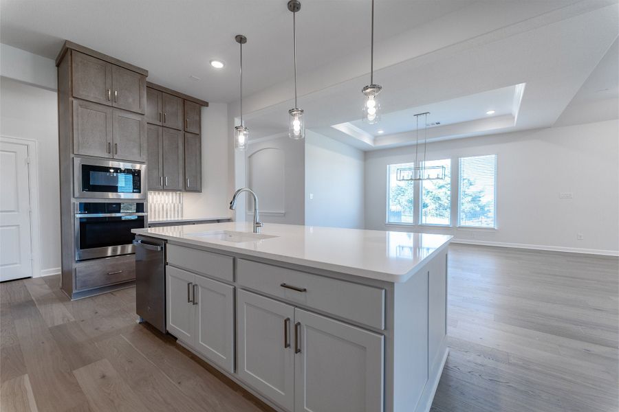 Furnished interior view inside a new home in Heath Golf & Yacht Club, Heath (Image 4).