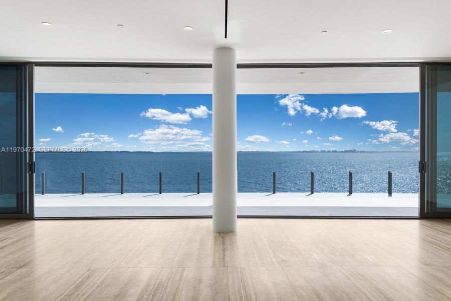 Spacious, unfurnished interior of a new home in , Miami (Image 14).