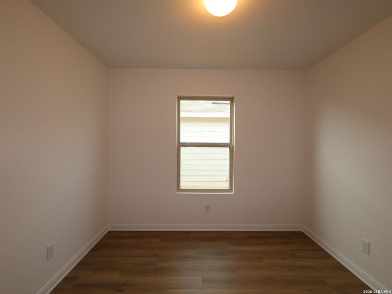 Spacious, unfurnished interior of a new home in Agave, San Antonio (Image 20).
