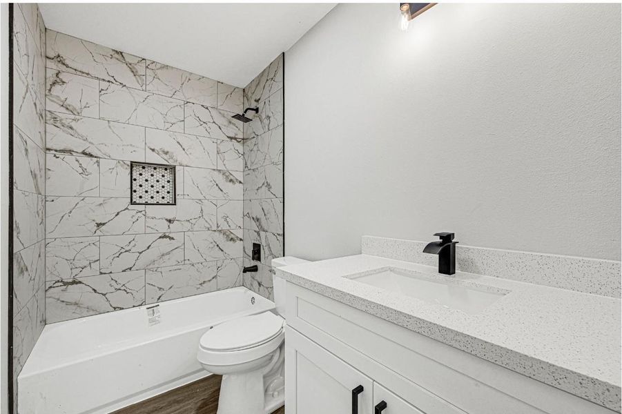 Master bathroom Master bathroom