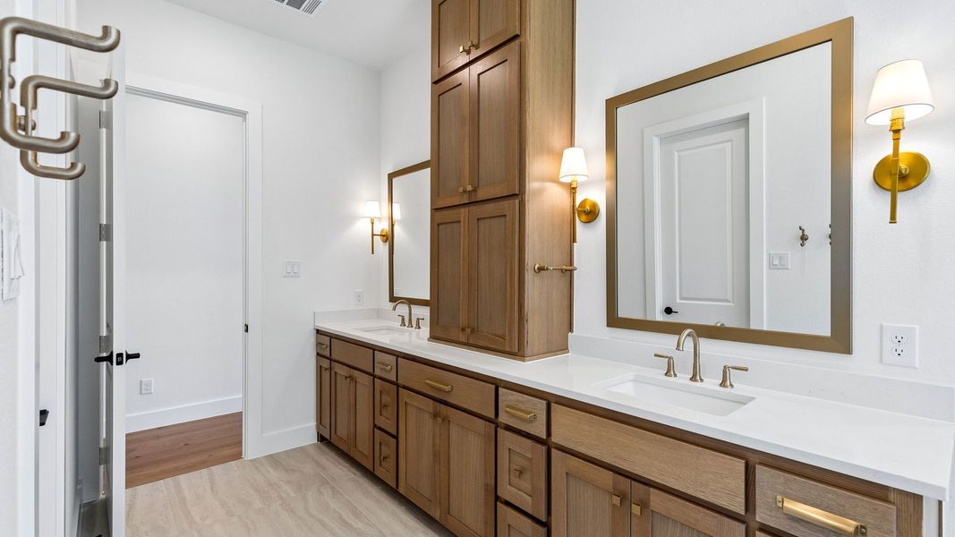 Representative furnished interior of a home built from the Custom by Southgate Homes in Prosper Ridge, Prosper (Image 5).