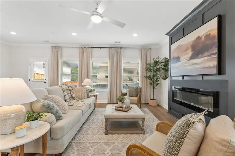 Furnished interior view inside a new home in Winsome Park, Woodstock (Image 4). Furnished interior view inside a new home in Winsome Park, Woodstock (Image 4).