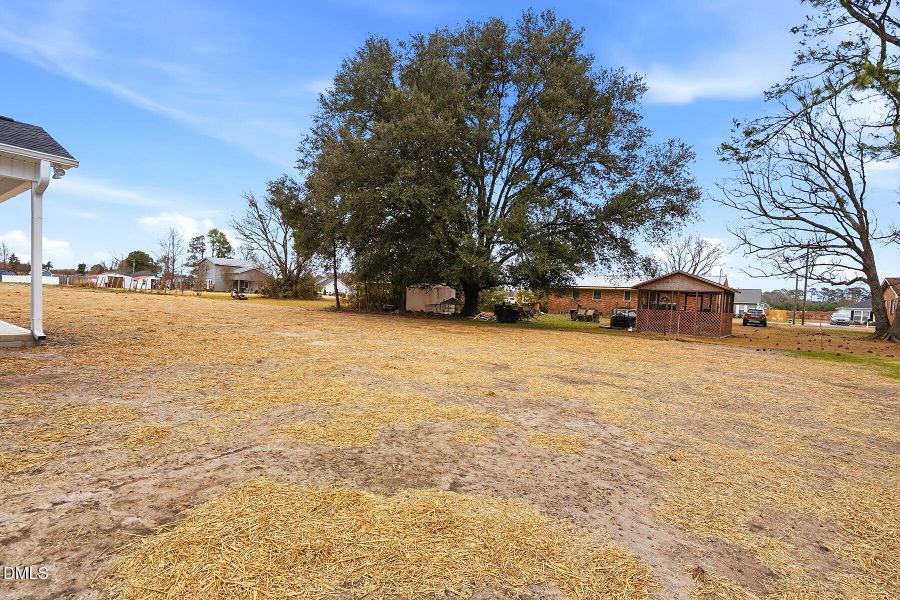 222 Rae Rd-144 222 Rae Rd-144