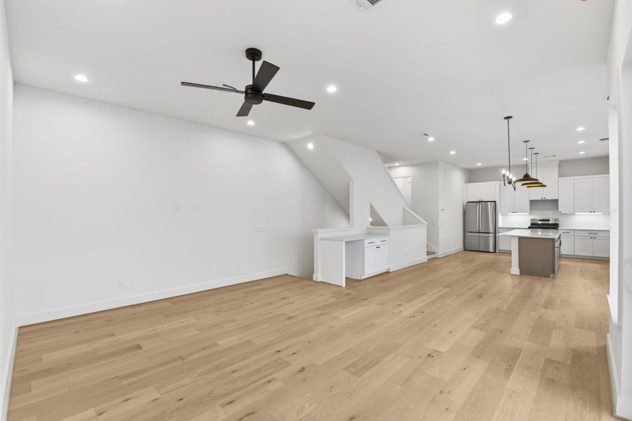 Spacious, unfurnished interior of a new home in , Houston (Image 20).