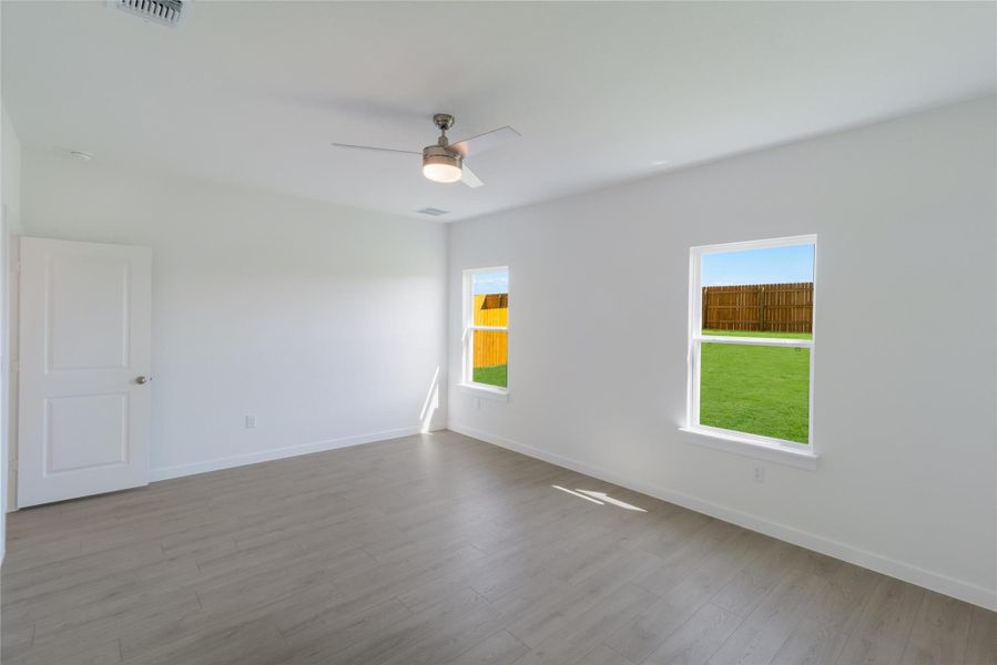 Spacious, unfurnished interior of a new home in Trails at Wildhorse, Austin (Image 9).