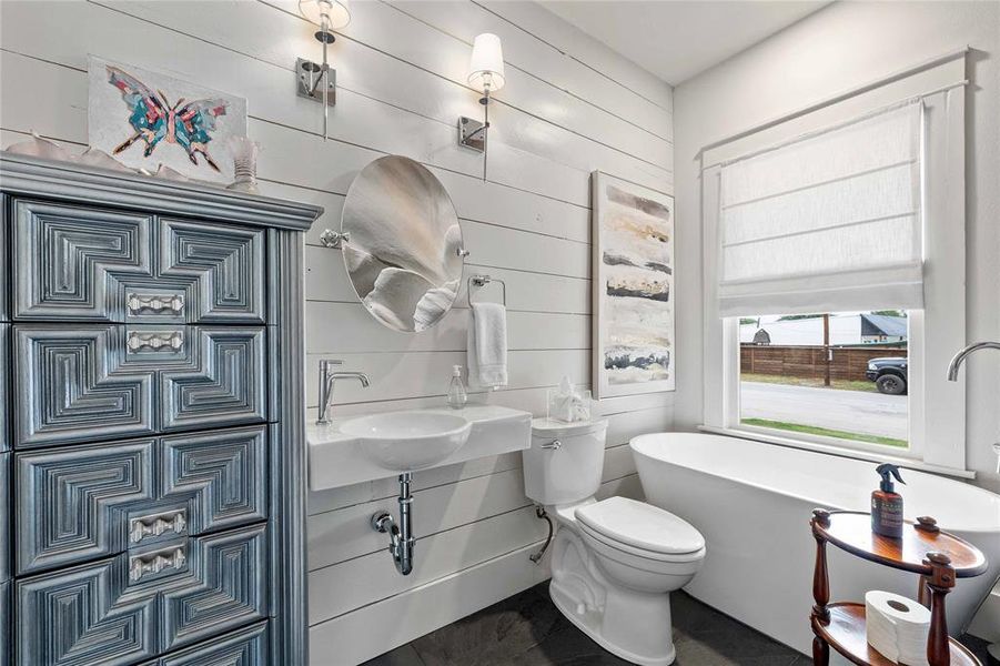 Furnished interior view inside a new home in , Brownwood (Image 27).