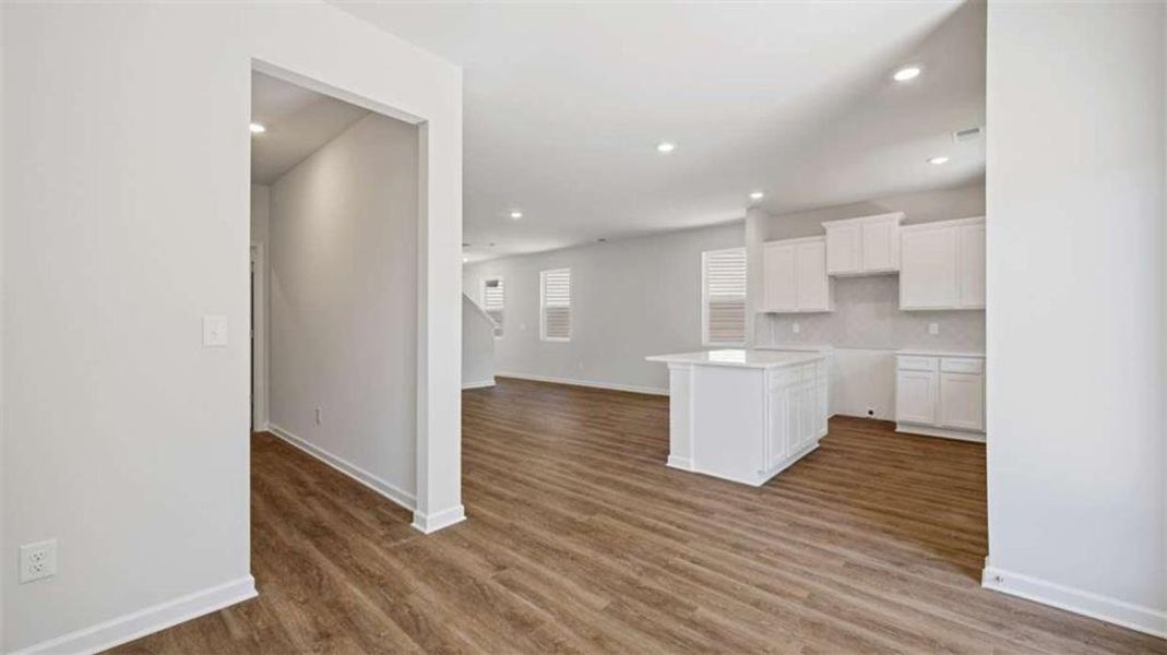 Spacious, unfurnished interior of a new home in Shoal Creek, Hampton (Image 19).