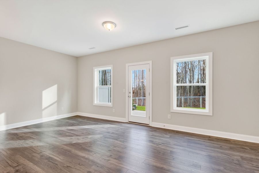 461 Hallingsfield Way, Zebulon, NC. - Slide 13 461 Hallingsfield Way, Zebulon, NC. - Slide 13